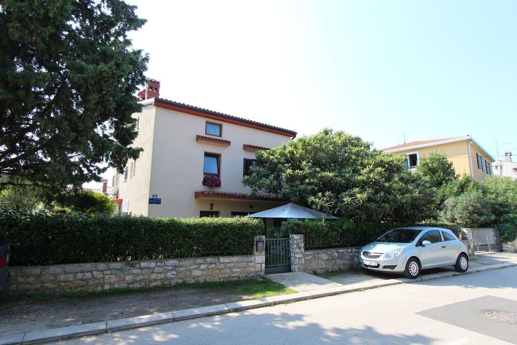 Apartments Lara Rovinj Exterior photo